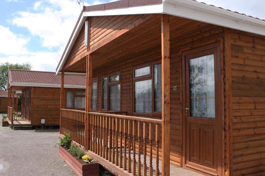 Warrens Village Motel And Self Catering Clevedon Habitación foto