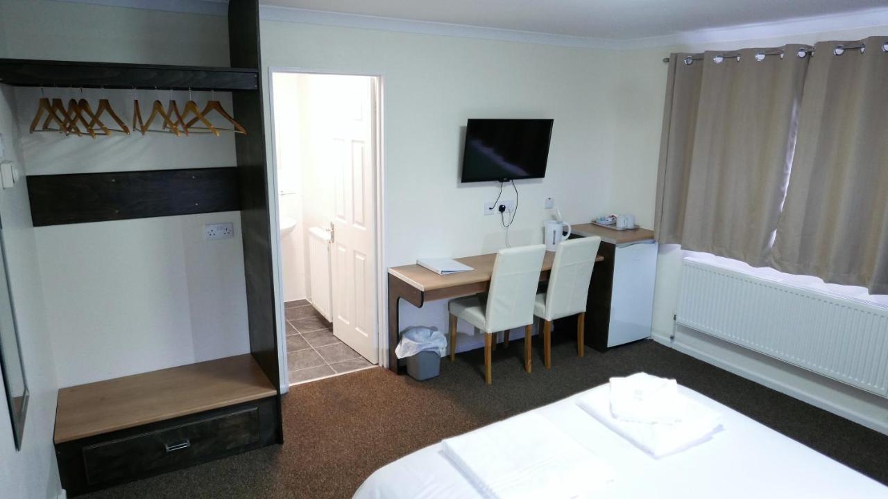 Warrens Village Motel And Self Catering Clevedon Exterior foto